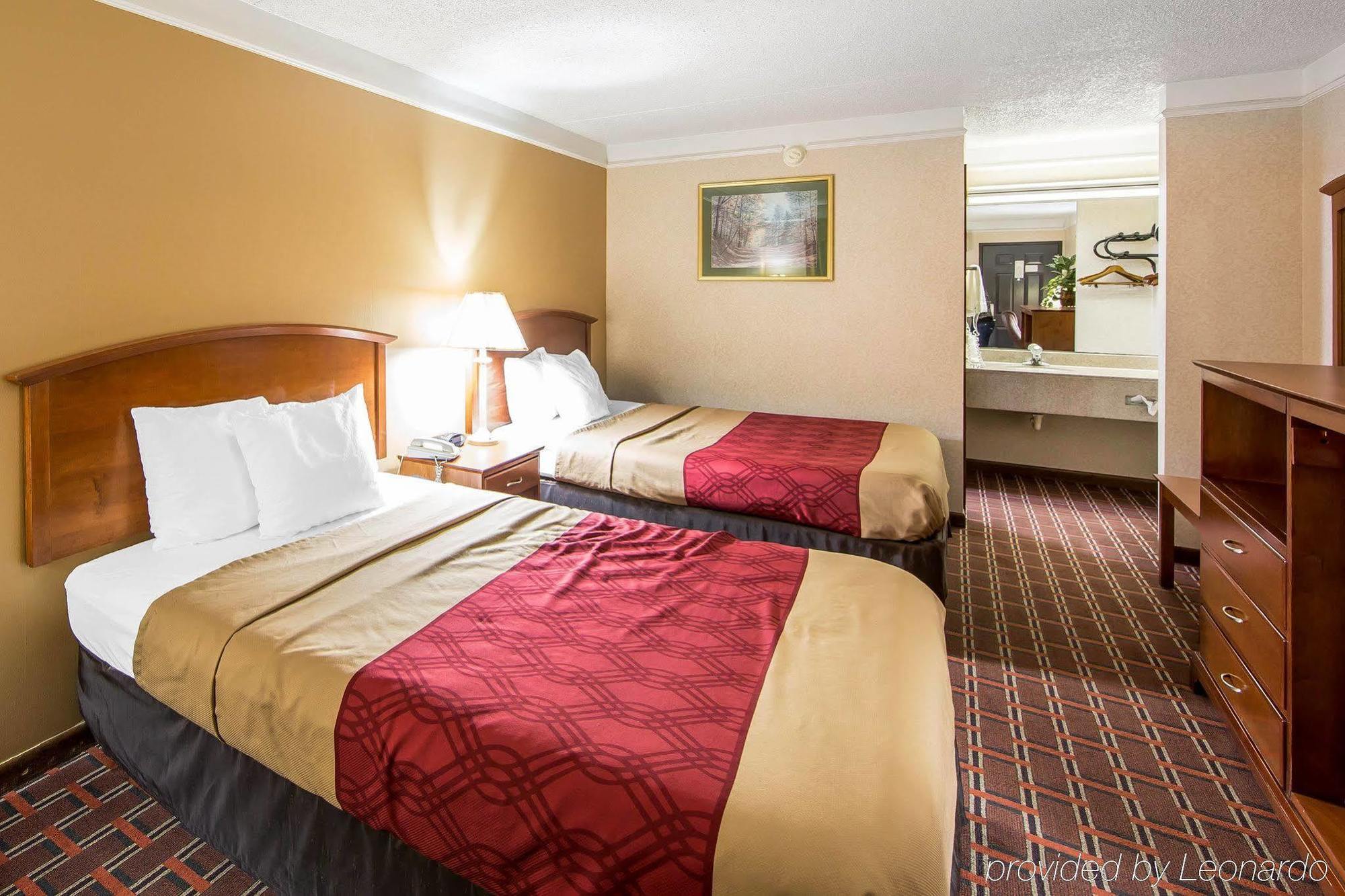 Econo Lodge North Knoxville Exterior photo